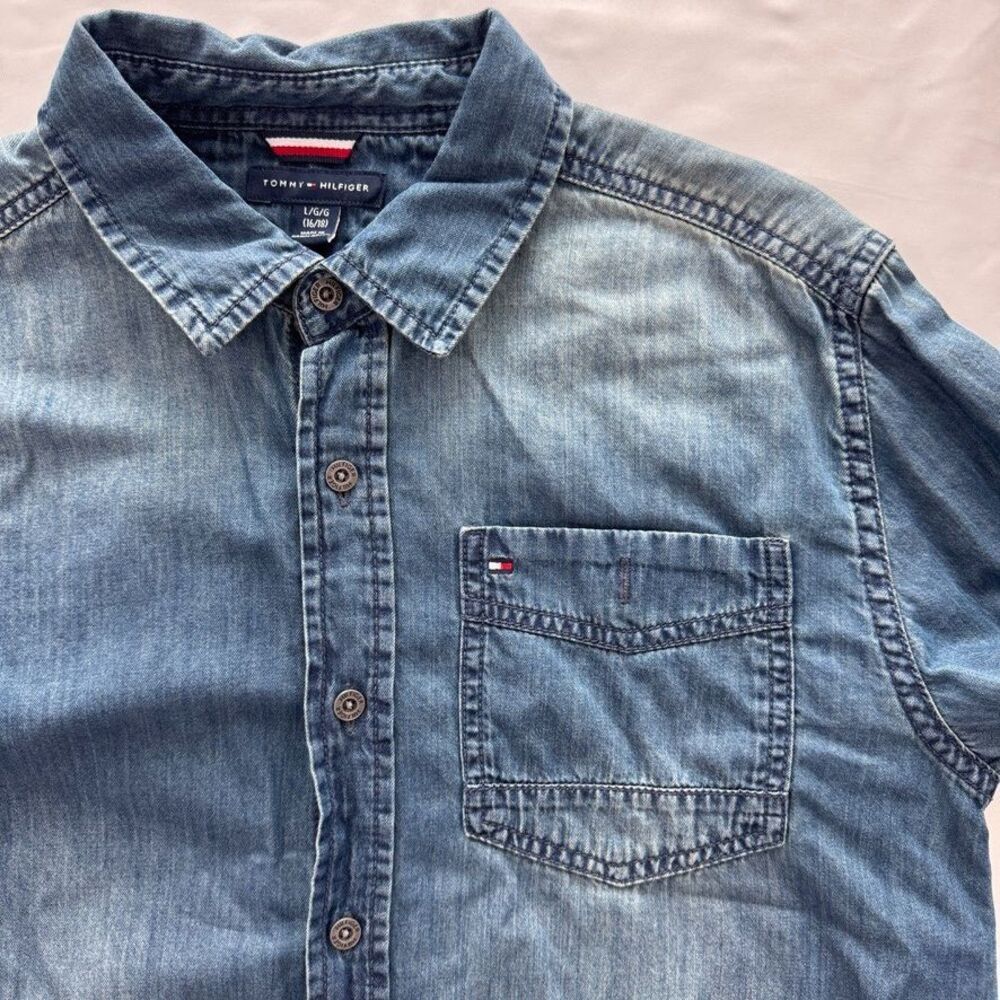 Tommy Hilfiger Youth Denim Shirt L 16/18 Blue Button Down Long Sleeve Pristine